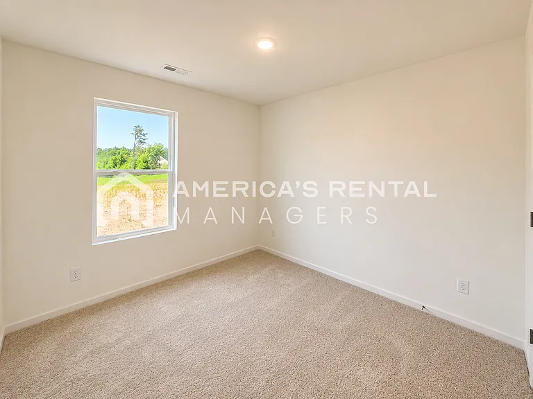 309 Oakmont Cir — Photo 13