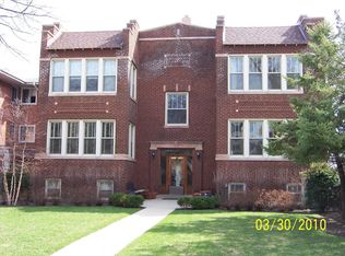 430 Wesley Ave #1S, Oak Park, IL 60302