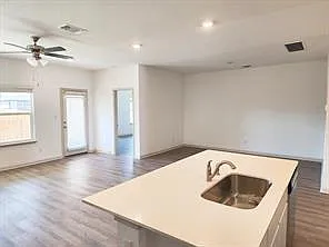 110 Fort Clark Springs Dr — Photo 4