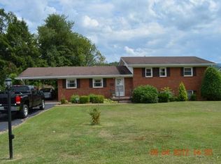 2213 Wyndale Rd, Johnson City, TN 37604