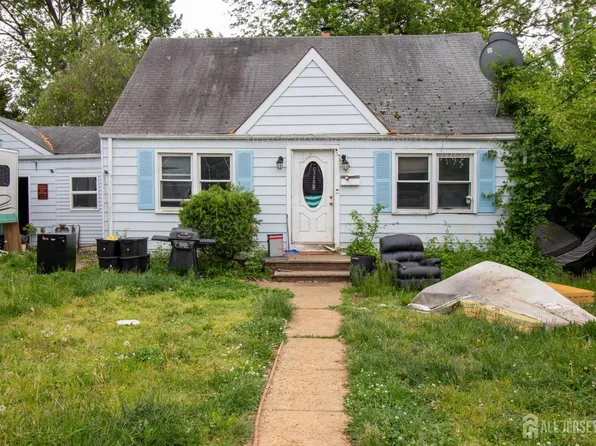 15 Lee St, East Brunswick, NJ 08816