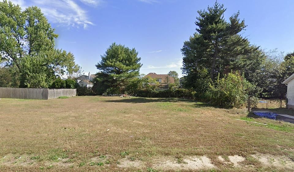 1st image of 312 Delsea Dr