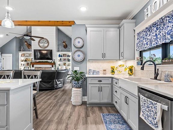 2nd image of 20 Clarendon Rd