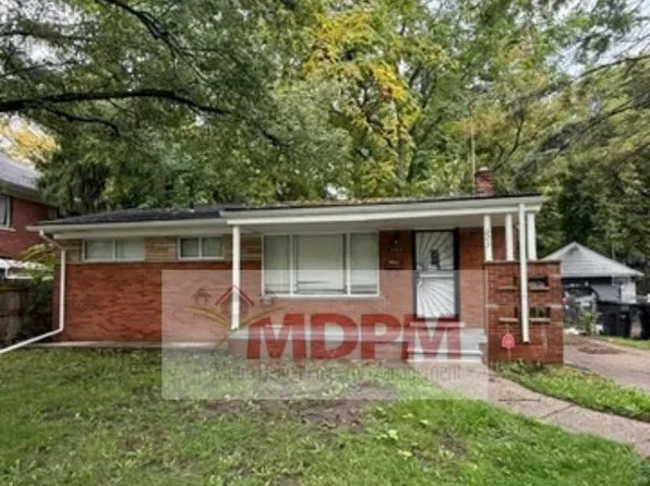 18213 Lenore, Detroit, MI 48219