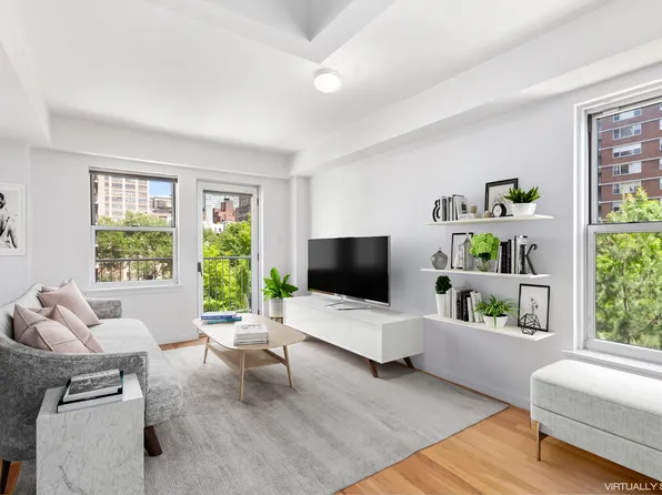 360 West 28th Street image 1 of 5