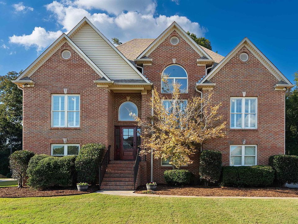 1st image of 1022 Meadows Ln