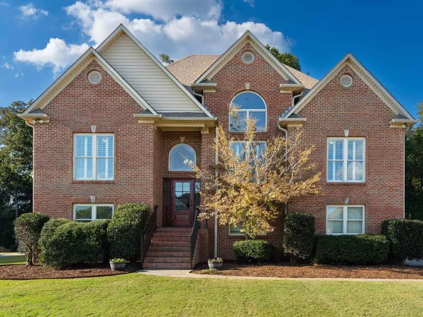 1022 Meadows Ln, Moody, AL 35004