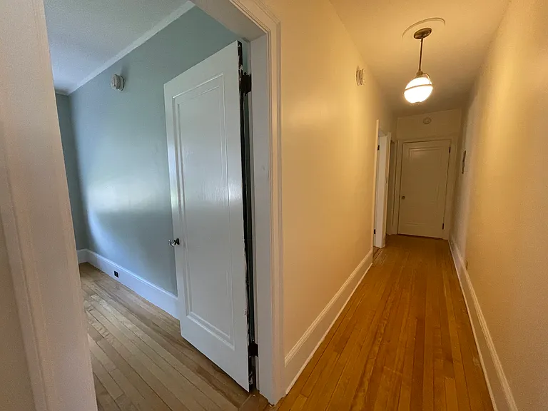 Hallway to bedrooms