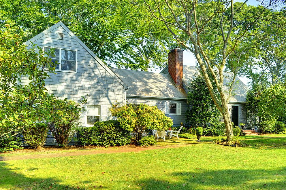 227 Redwood Rd, Sag Harbor, NY 11963 Zillow