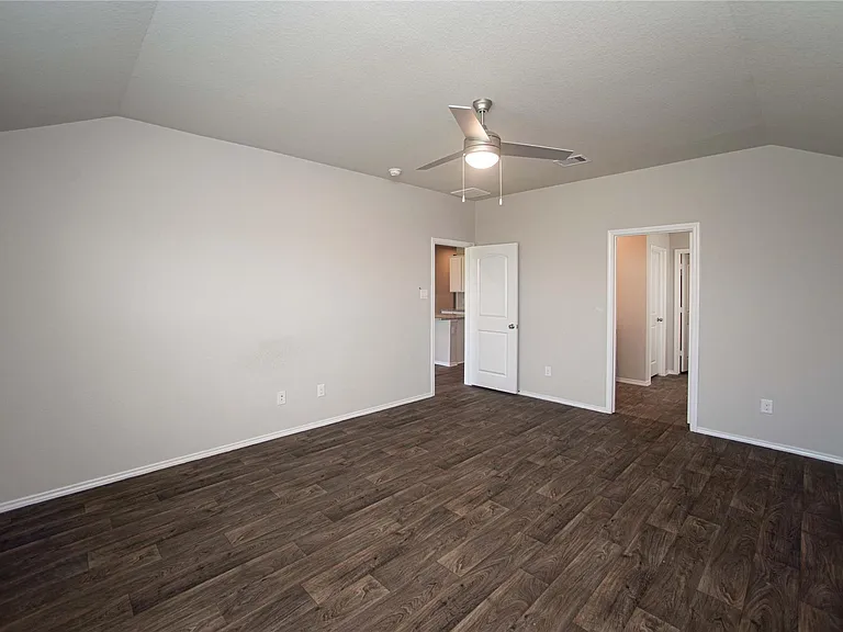 14086 Sharktooth Hill Ln — Photo 9