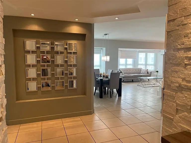 103 Avenue De Diego #1101N — Photo 3