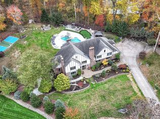 4 Abbey Road, Orangeburg, NY 10962