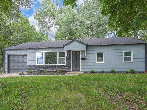 7035 Antioch Rd, Overland Park, KS 66204