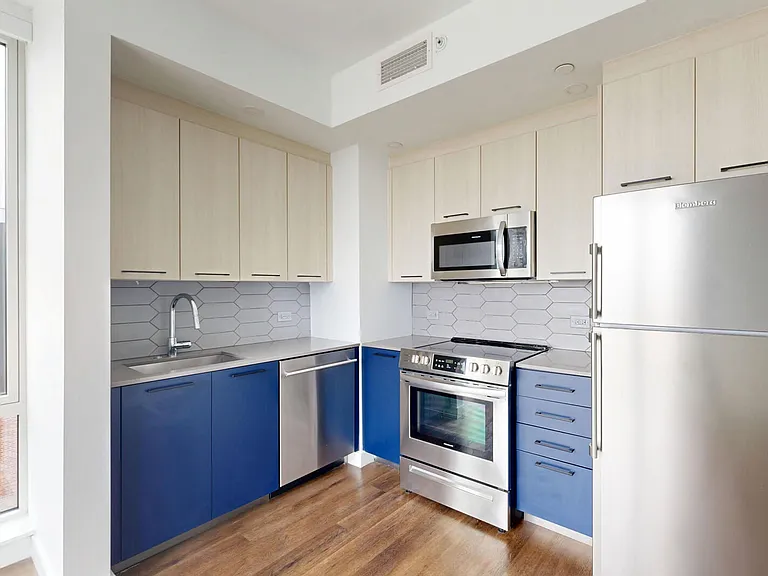 Broadridge — Photo 106