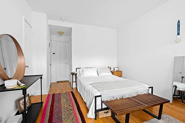 Rented by Compass | media 2