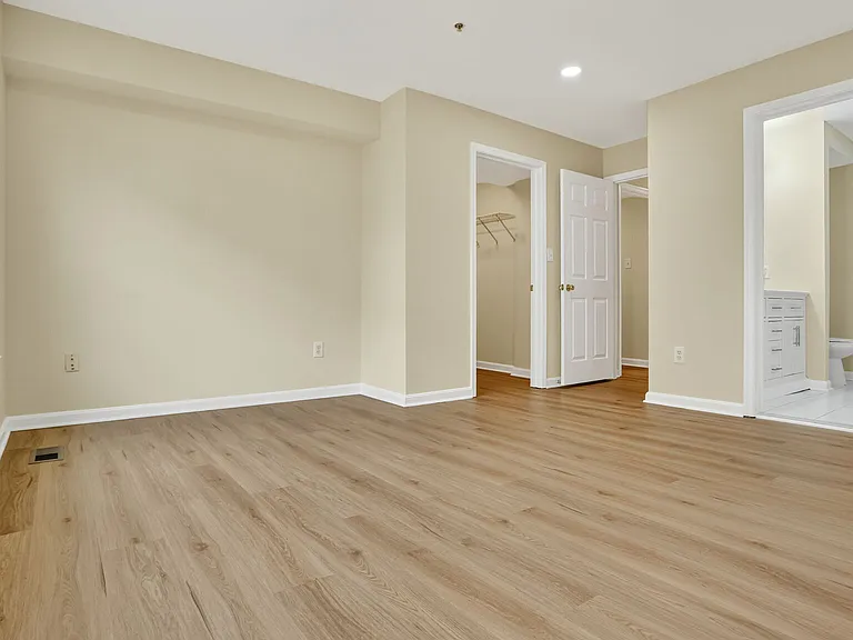 2492 Quick St #103 — Photo 13