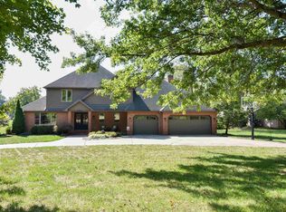 8840 McCutchan Pl, Evansville, IN 47725