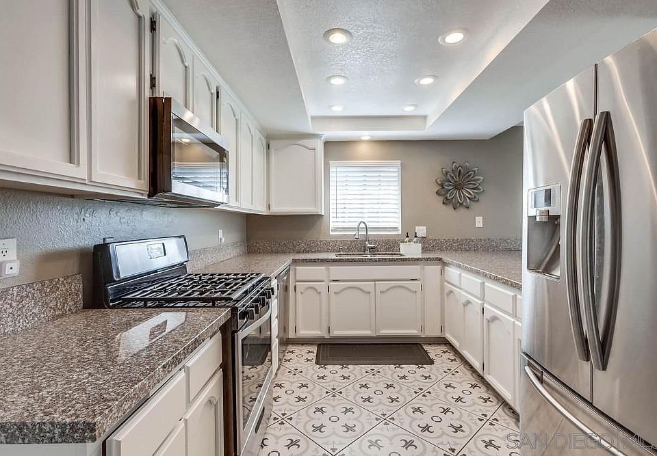 1st image of 23845 Glenn Ellen Ct