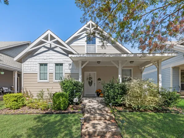 9901 Concord Dr, Aubrey, TX 76227