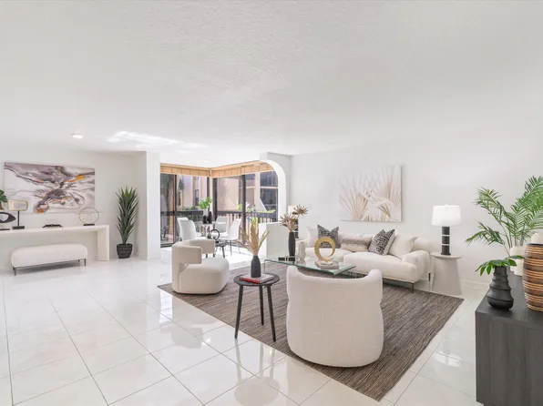 2455 Lindell Boulevard #3210, Delray Beach, FL 33444