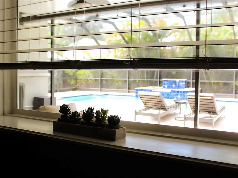 4115 W San Pedro St — Photo 28