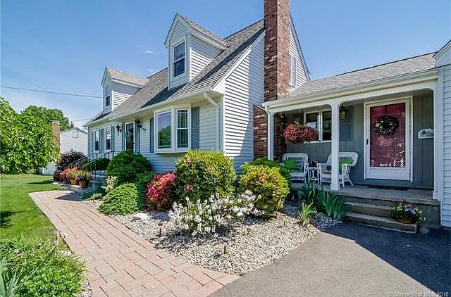 WELCOME TO 13 STEVENS ST.