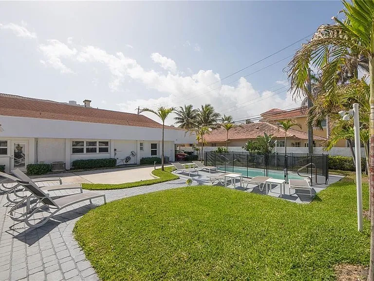 1501 E Fort Lauderdale Beach Blvd — Photo 37