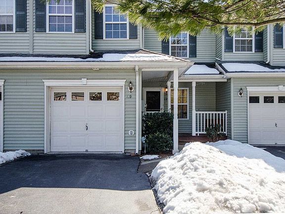 2nd image of 139 Pinebrook Dr