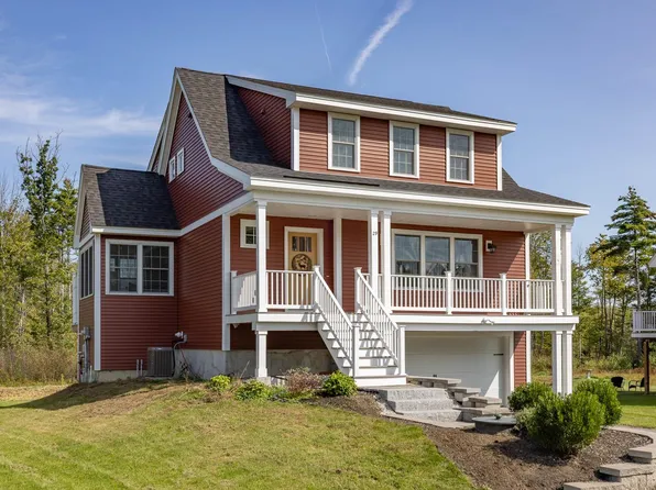 29 Huntington Way, Kittery, ME 03904
