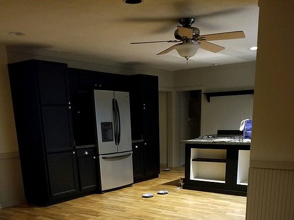4th image of 93 Germania St