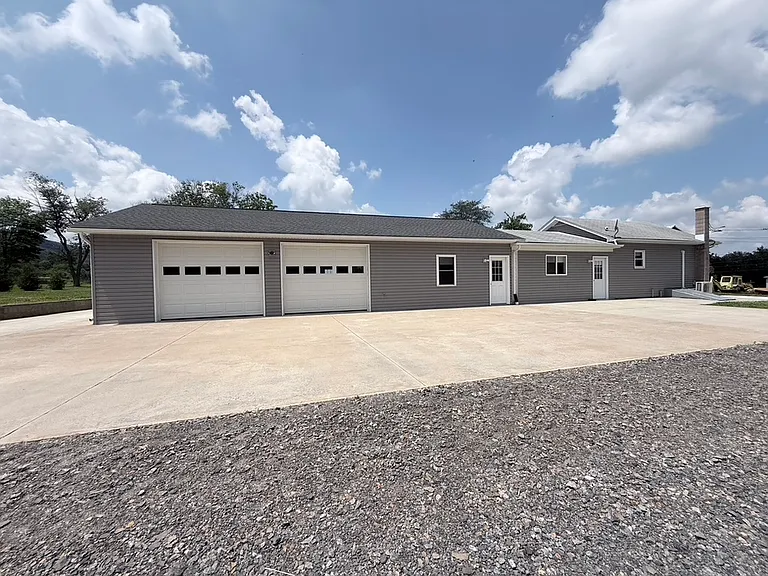 8690 State Highway 25 — Photo 20
