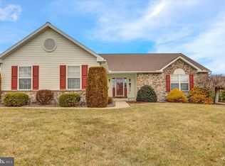 641 Eagleview Dr, Mohrsville, PA 19541