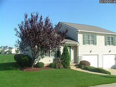 1st image of 650 Sturbridge Dr Unit 32