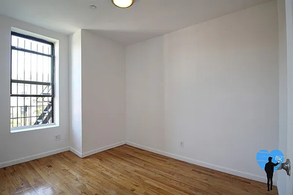 Rented by Next Door Realty NYC | media 9