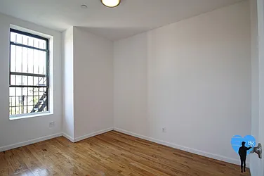 Rented by Next Door Realty NYC