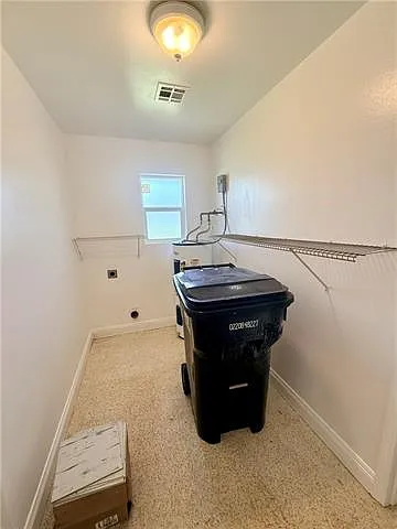 7517 Patricia St — Photo 12