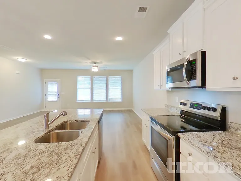 701 Jackson Ct — Photo 19