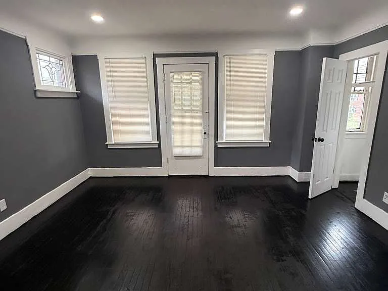 2676 Sturtevant St #4-1 — Photo 11