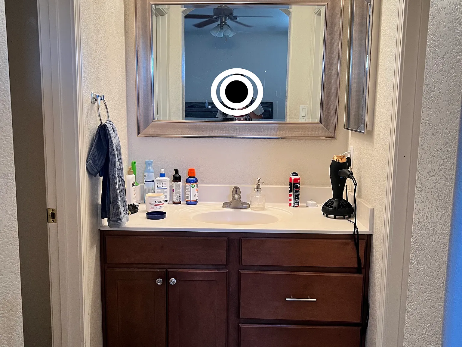 2 bed, 2.5 bath, 1323 sqft, $2,050 — Photo 3