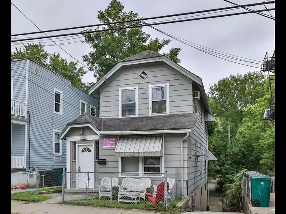 155 Warner St