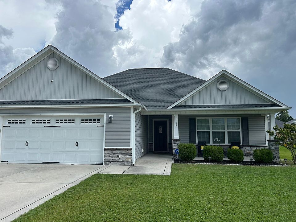 1st image of 118 Cavalier Dr