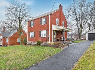 106 William St, West View, PA