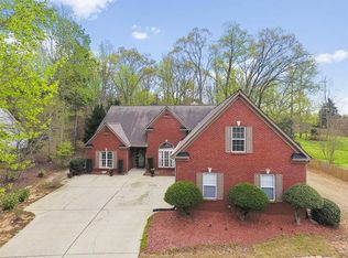 6199 Saddlehorse Dr, Flowery Branch, GA 30542