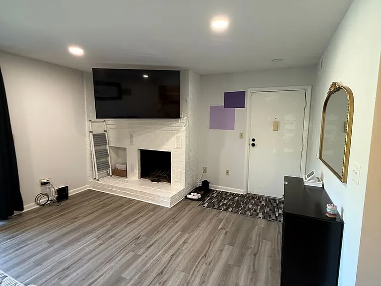 2105 Turtle Creek Dr #8 — Photo 11