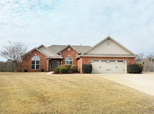 209 Village Way, Wetumpka, AL 36093