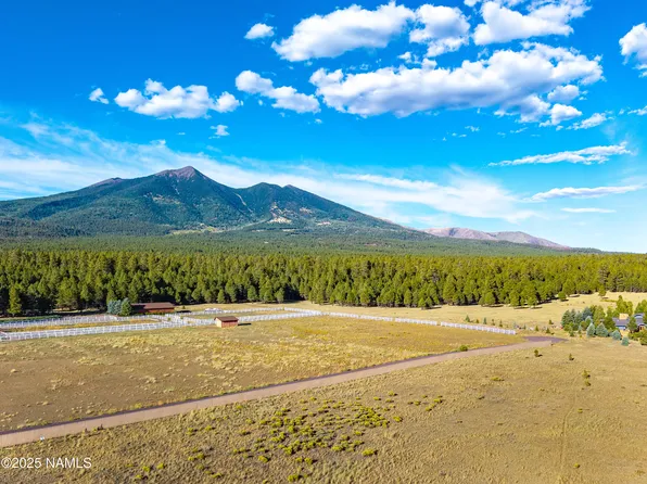 6240 Nags Head Farm Ln, Flagstaff, AZ 86001