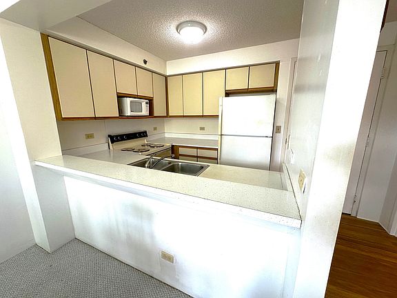 Full kitchen with new dishwasher