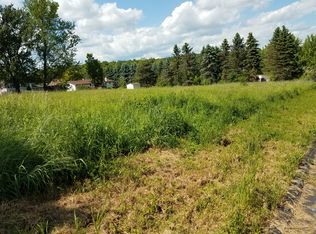 12 Hilltop Dr, Olyphant, PA 18447