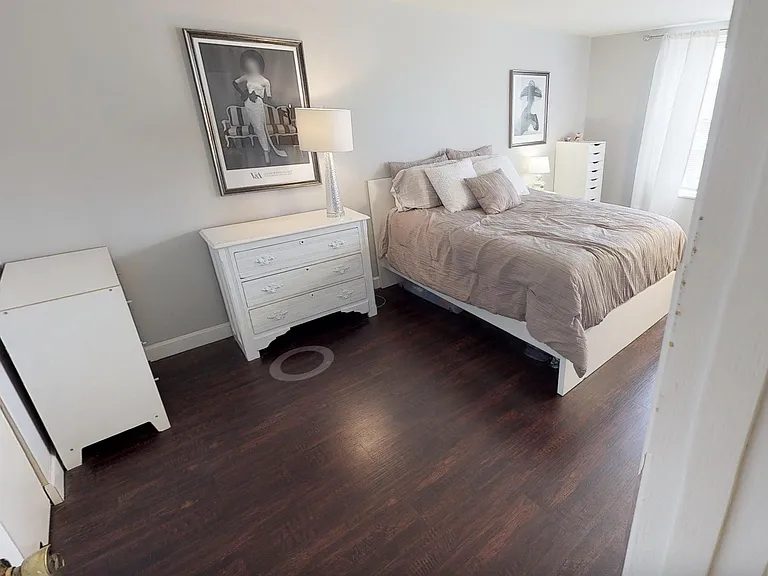 607 Clara Ave #204 — Photo 12