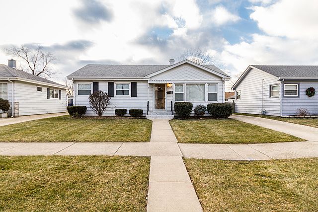 1st image of 9008 S 51st Ave